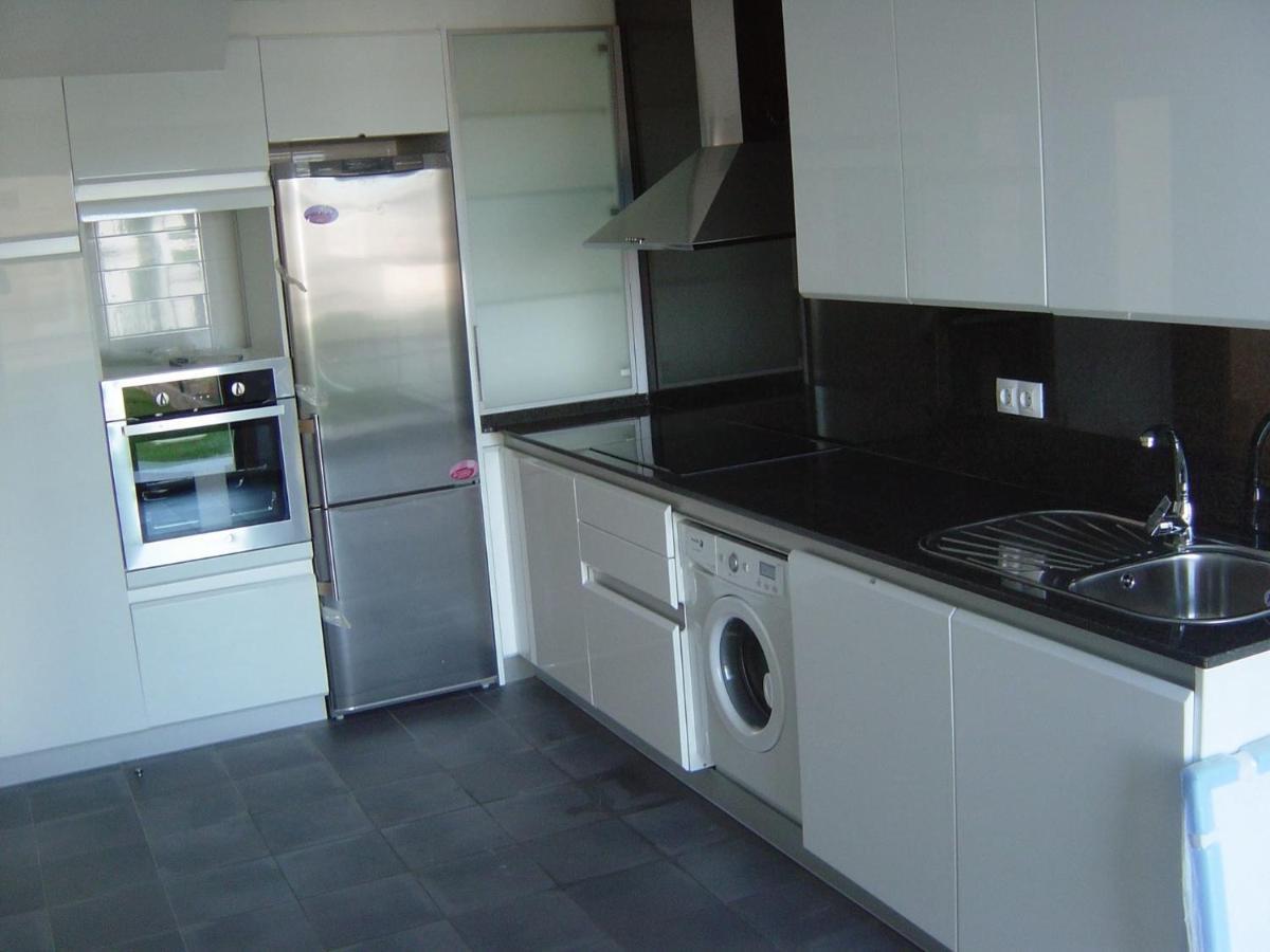 Modern 4 Double Bedroom Villa With Pool / Garden Valdovino Luaran gambar