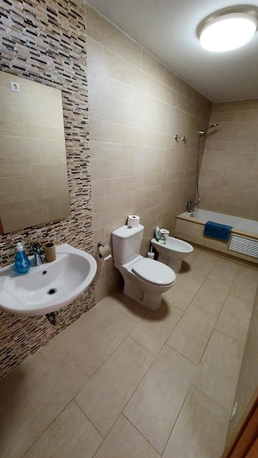 Modern 4 Double Bedroom Villa With Pool / Garden Valdovino Luaran gambar