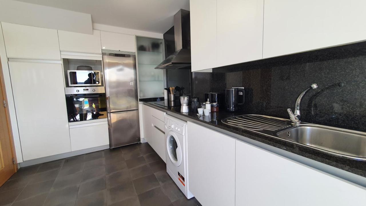 Modern 4 Double Bedroom Villa With Pool / Garden Valdovino Luaran gambar